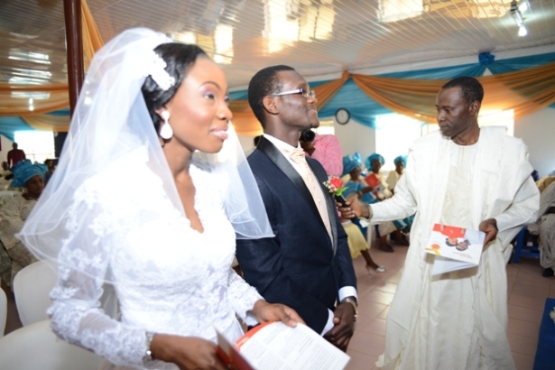 Wedding bw the son of our Pastor-Dele Ikotun and the daughter of Pastor Abraham on 14 Dec 2013, pix13