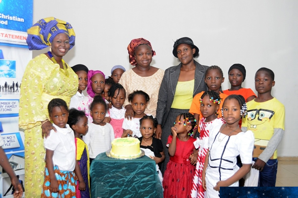 May Thanksgiving Service, pix13